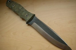 Field grade Shadow in O1 carbon and green canvas micarta